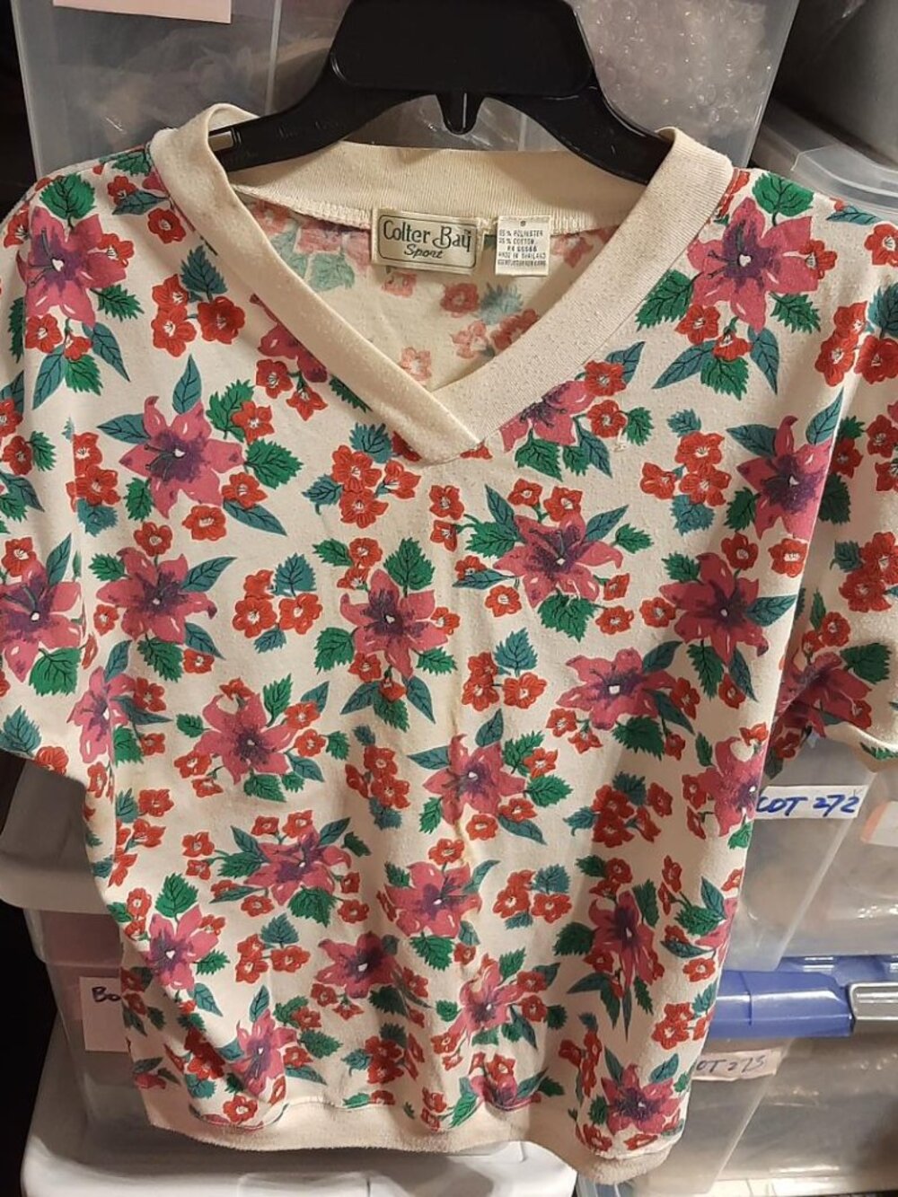 Vintage Women 1980 Colter Bay Top Vibrant Floral Pattern on a Cream V Neck Sz S